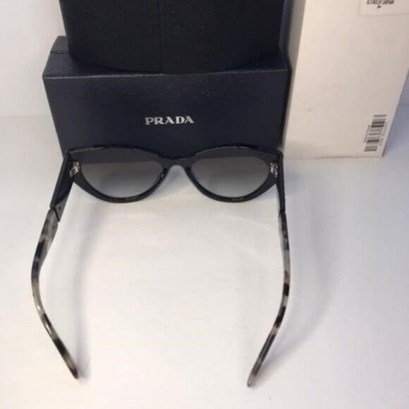 💯 Original Prada Grey Gradient Cat Eye Ladies Sunglasses PR 03WS 1AB0A7 55 - Picture 7 of 11